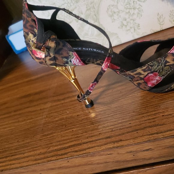 Italian hand-crafted Salsa Shoes - STUNNING - Picture 2 of 5